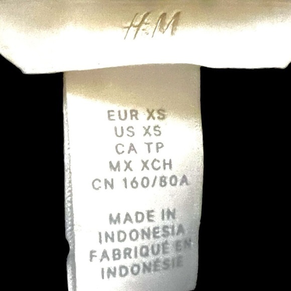 Black Satin Shirt‎ Dress Long Sleeve Button Up Pockets Oversized XS - Picture 5 of 10